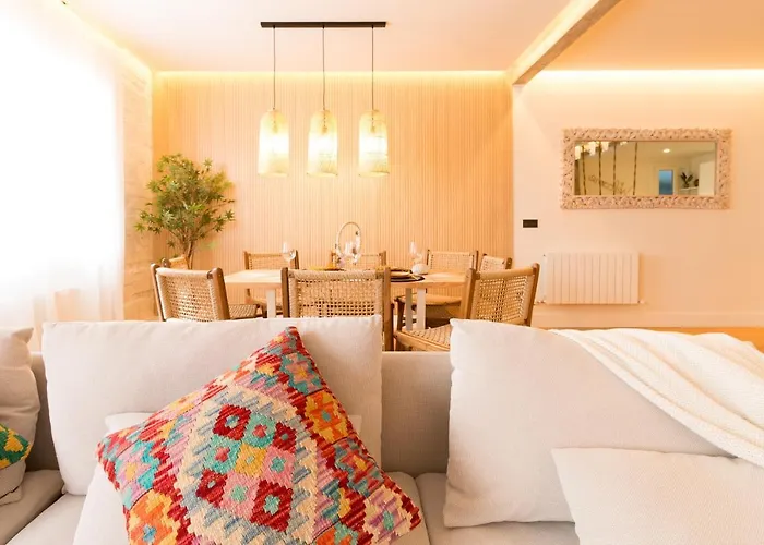 Carmelo Gil Ac By Staynnapartments